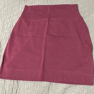 Plum fitted skirt